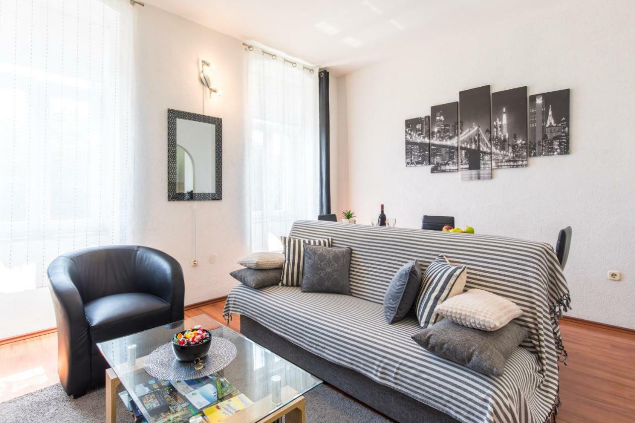 Apartment Tessa Rijeka Exterior foto